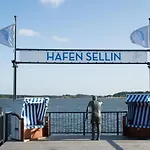 Mit Seeblick Und Balkon Sellin (Rugen)
