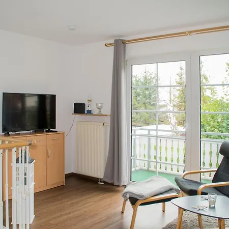 Apartment Mit Seeblick Und Balkon