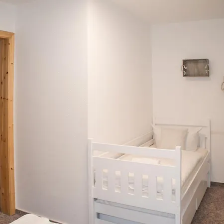 Mit Seeblick Und Balkon *