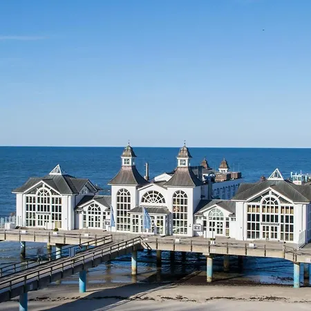 Mit Seeblick Und Balkon Apartment